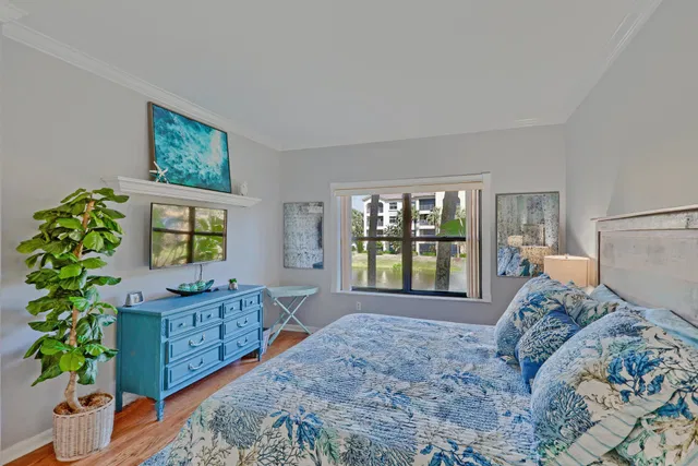 Unit 204 photo 24
