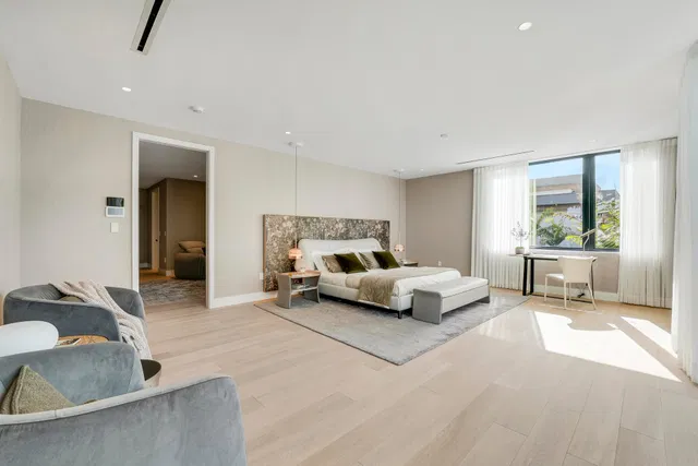  Residence photo 18