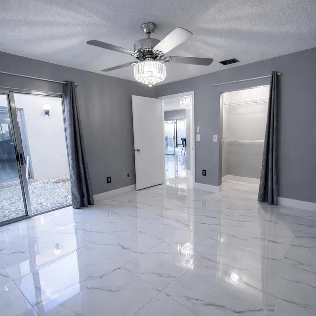 Residence photo 31