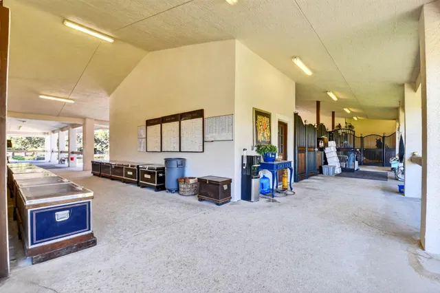  Residence photo 10