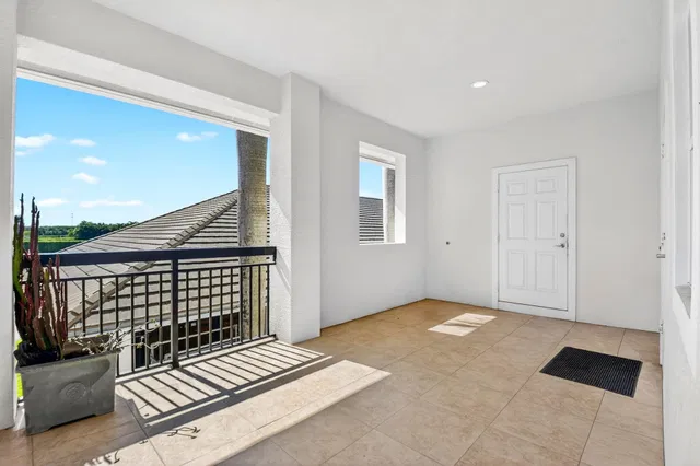  Residence photo 39