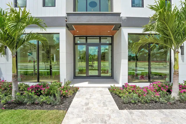 Residence photo 4