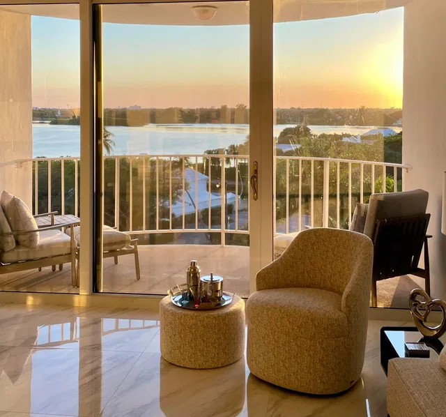 2295 S Ocean Boulevard #714