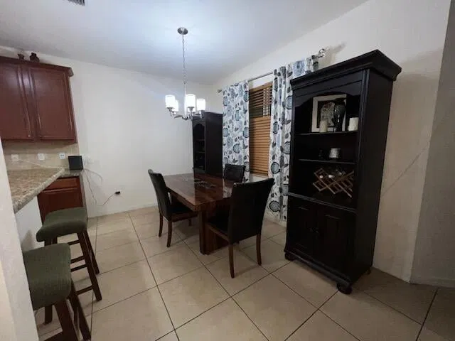 Residence photo 11
