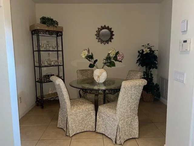 Residence photo 14