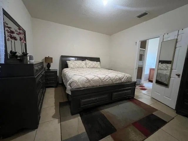 Residence photo 15