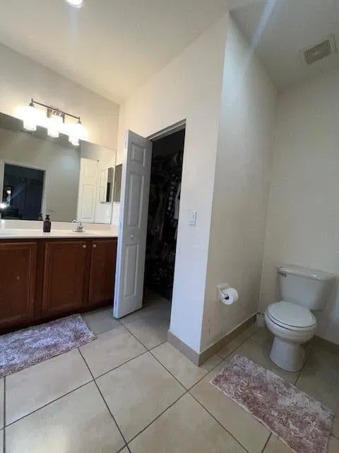 Residence photo 17