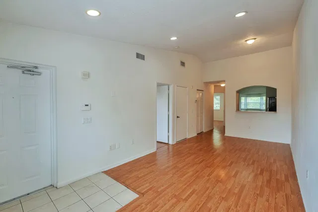 Unit 205 photo 3
