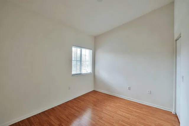 Unit 205 photo 6