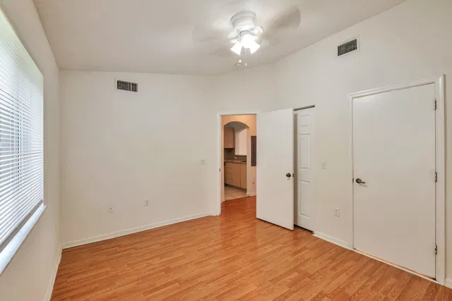Unit 205 photo 9