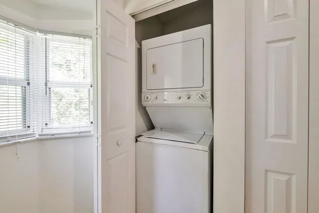 Unit 205 photo 17