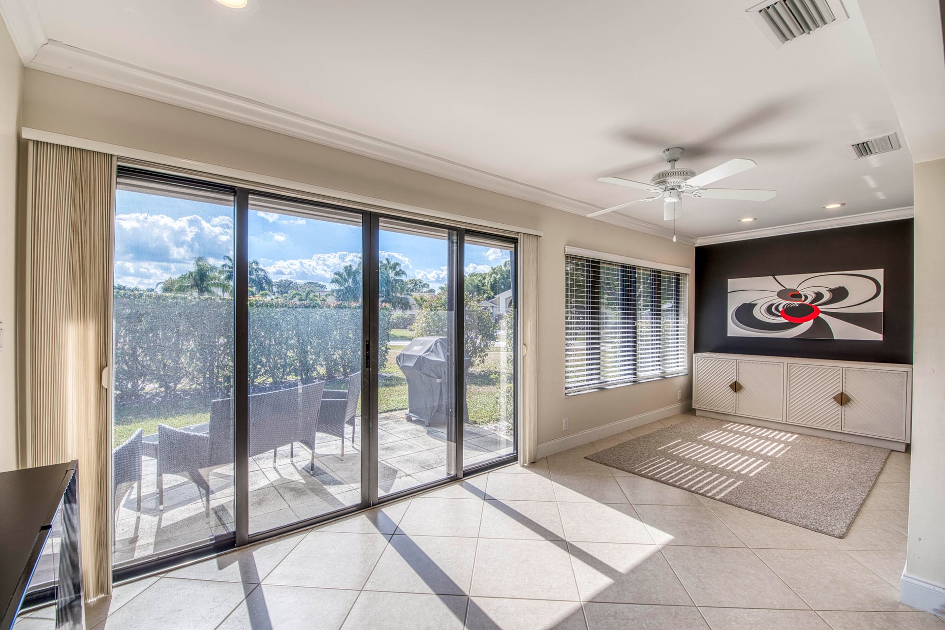 Eastpointe Country Club Residence photo 10