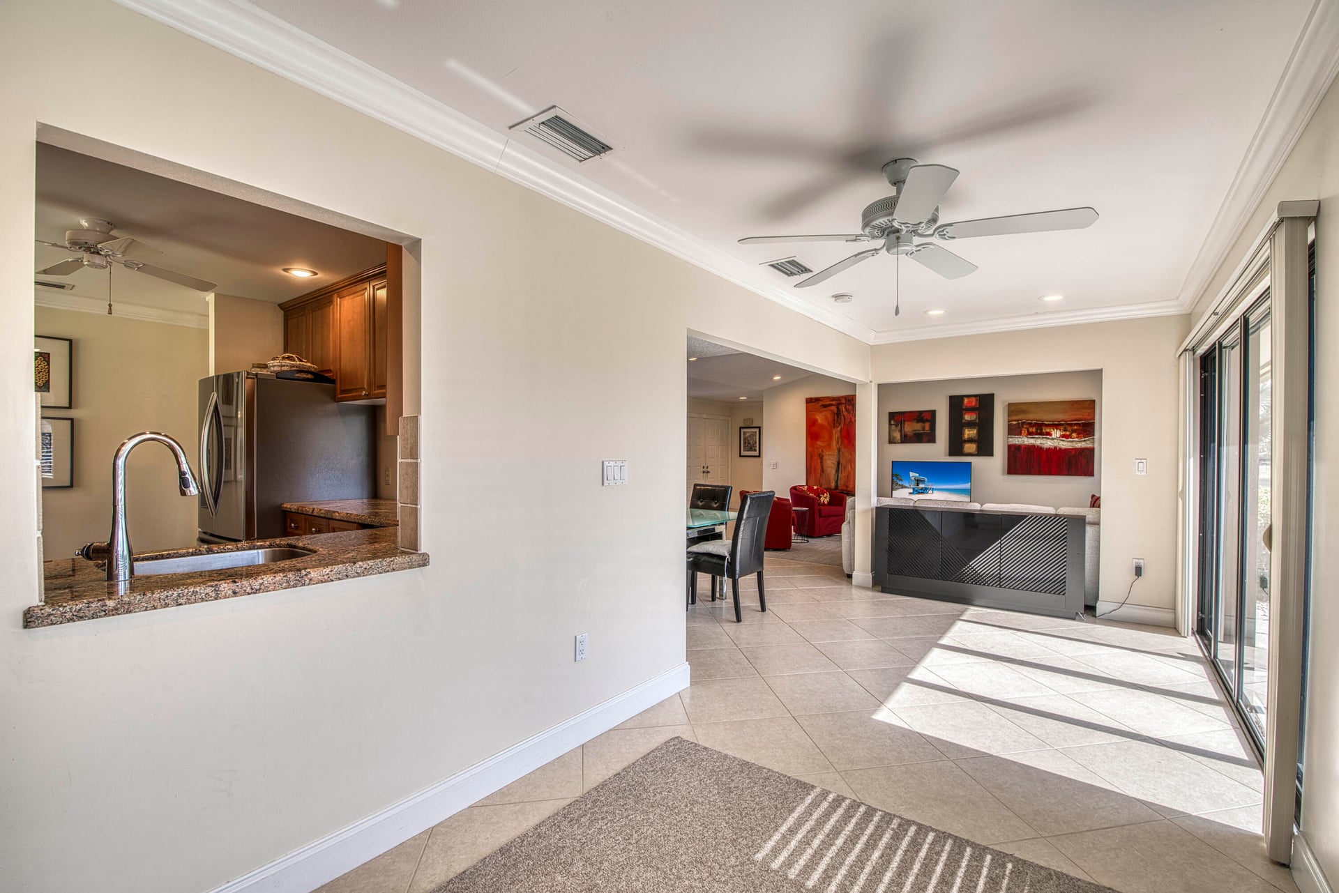 Eastpointe Country Club Residence photo 11