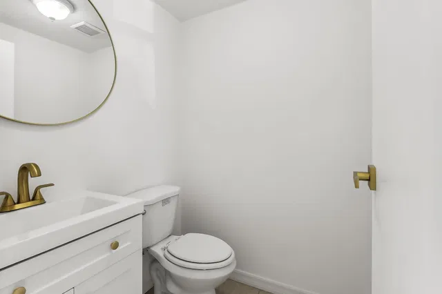 Unit 447-J photo 15