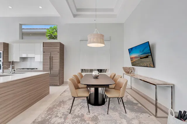 Woodfield Country Club Residence photo 12