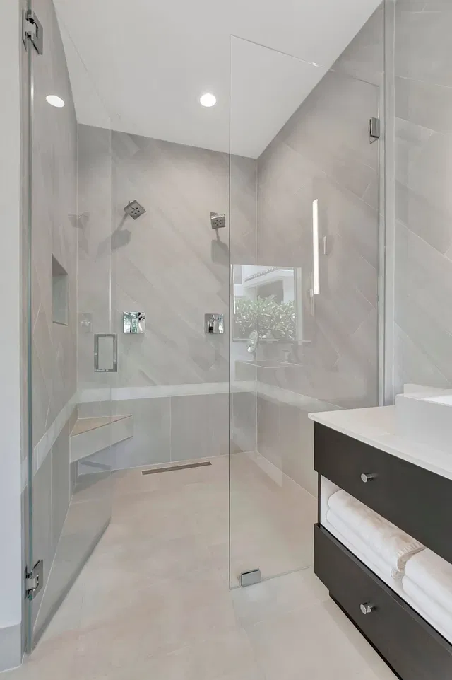 Woodfield Country Club Residence photo 26