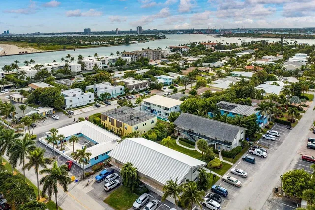 Singer Island Unit 2 photo 13