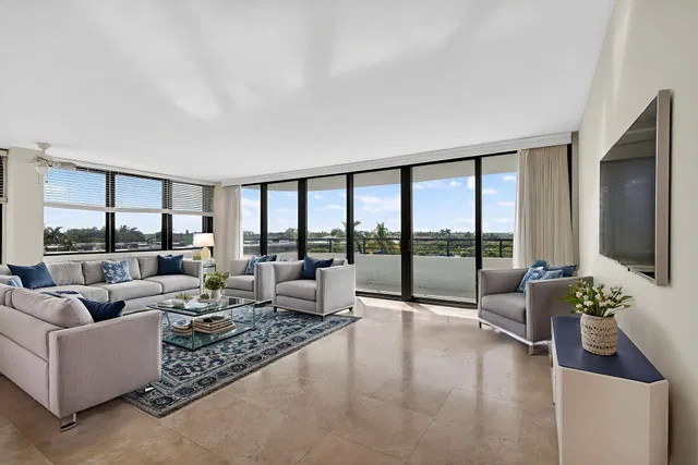3589 S Ocean Boulevard #507