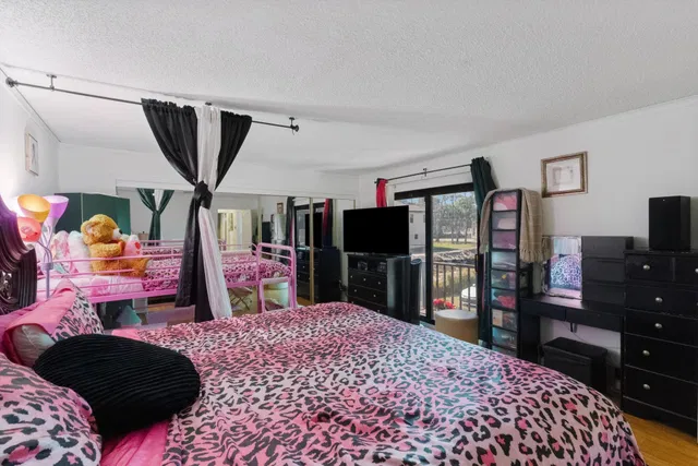 Residence photo 18