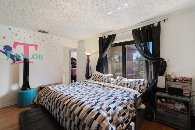 Residence photo 21