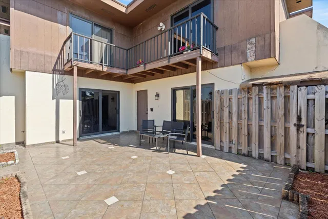 Residence photo 25