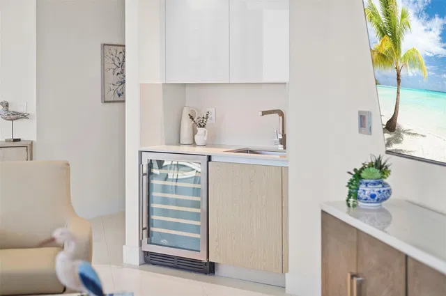 Unit H1204 photo 6