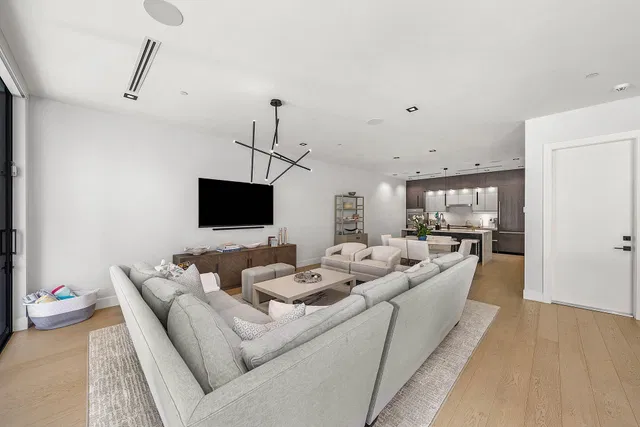 Palm Trail Delray Beach Residence photo 5