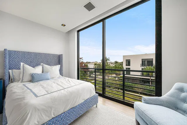 Palm Trail Delray Beach Residence photo 31