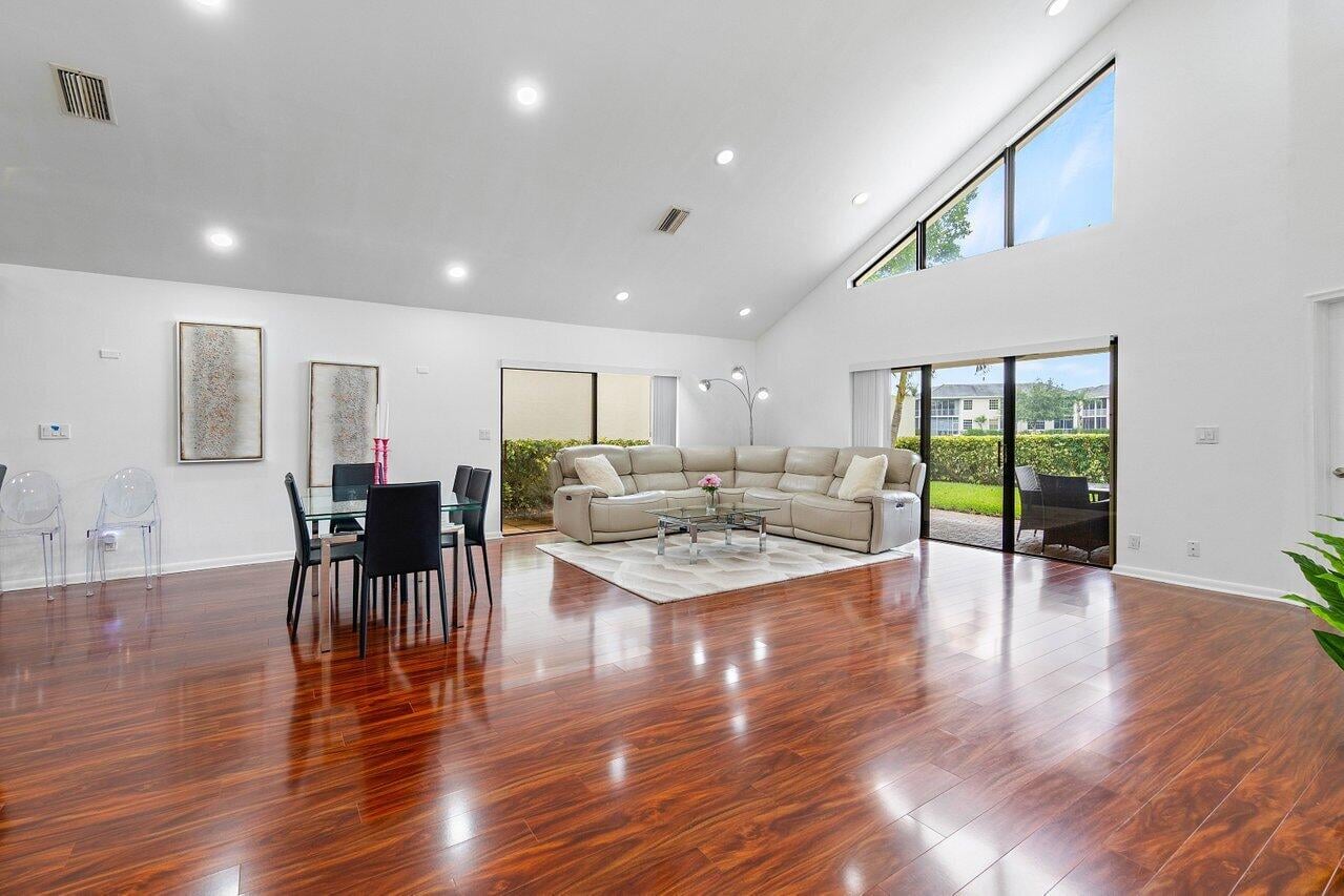 Residence photo 7