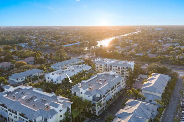 Latitude Delray Unit 203 photo 4