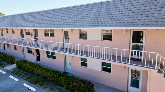 Unit 289 photo 12