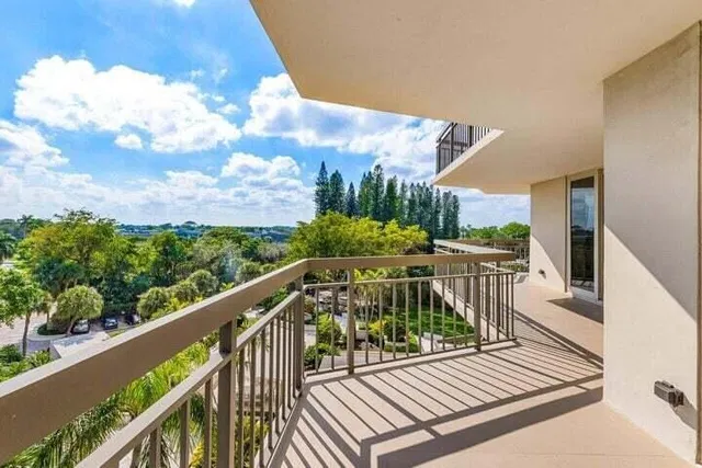 Boca Raton Unit 5d photo 32