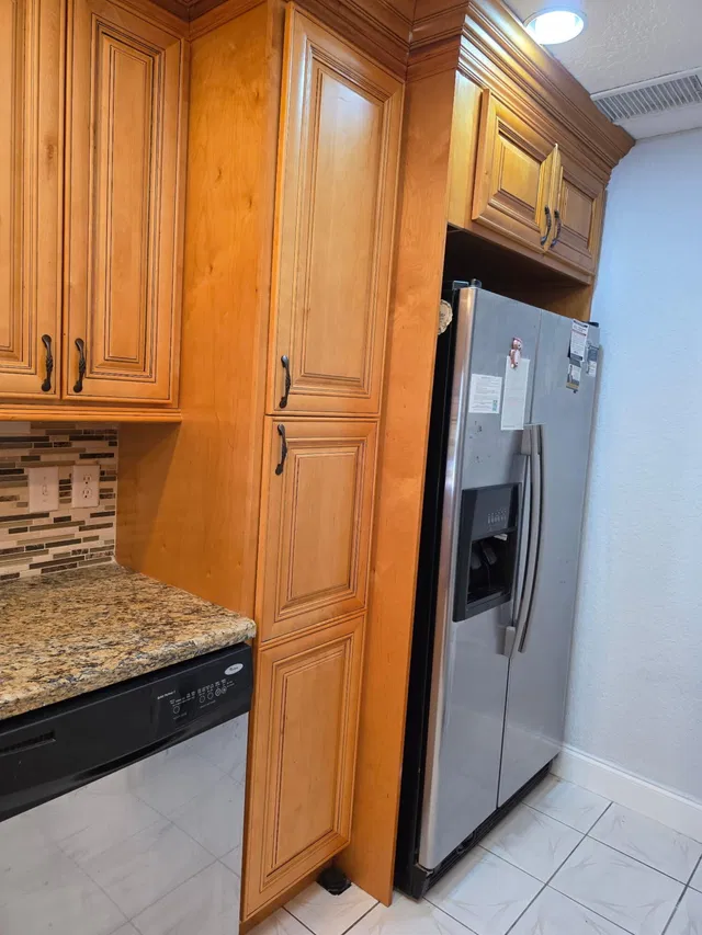  Residence photo 4