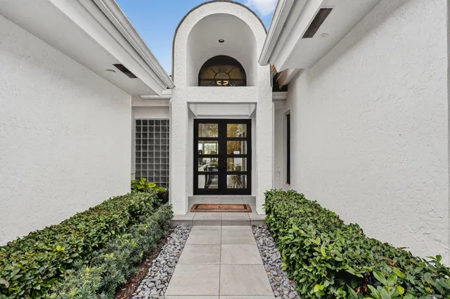 Admirals Cove Residence photo 8