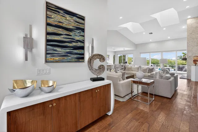 Admirals Cove Residence photo 11