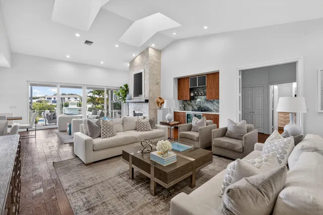 Admirals Cove Residence photo 16