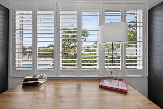 Admirals Cove Residence photo 38
