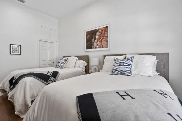 Admirals Cove Residence photo 44