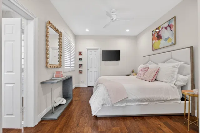 Admirals Cove Residence photo 48