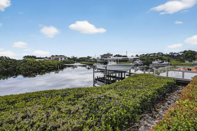 Admirals Cove Residence photo 62