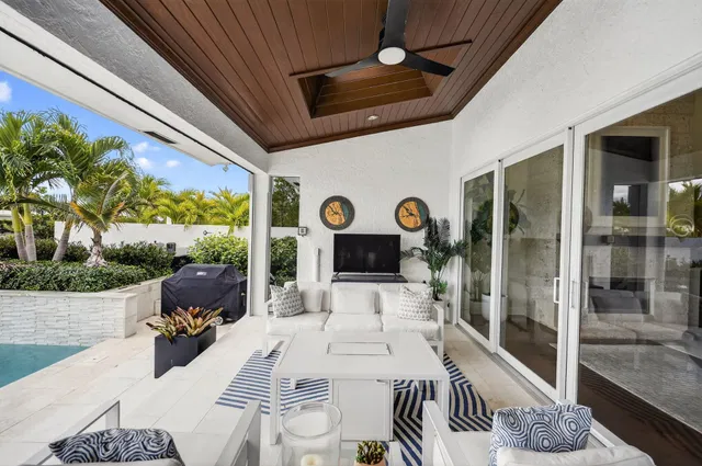 Admirals Cove Residence photo 66
