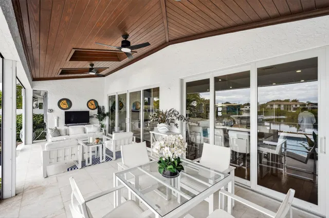 Admirals Cove Residence photo 67