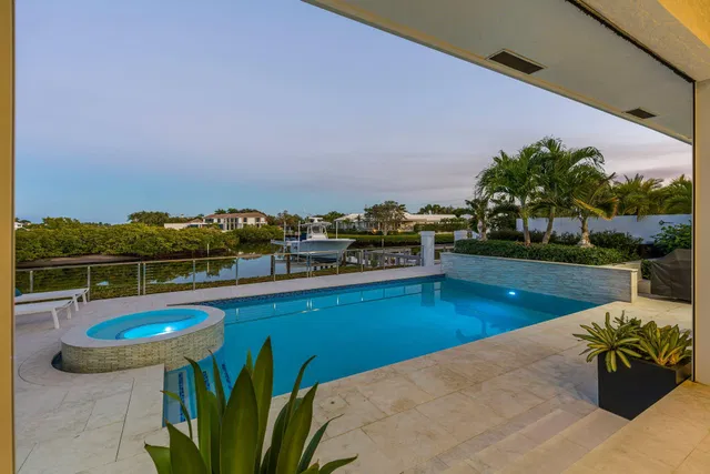 Admirals Cove Residence photo 91