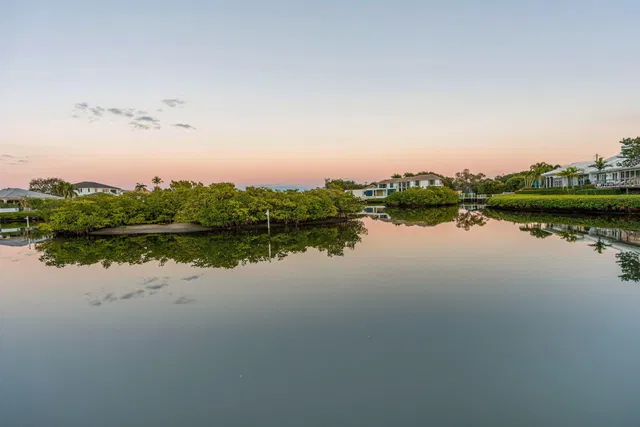 Admirals Cove Residence photo 99
