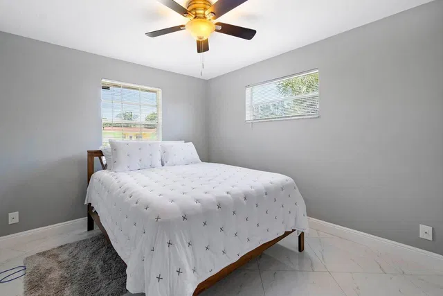 Residence photo 24