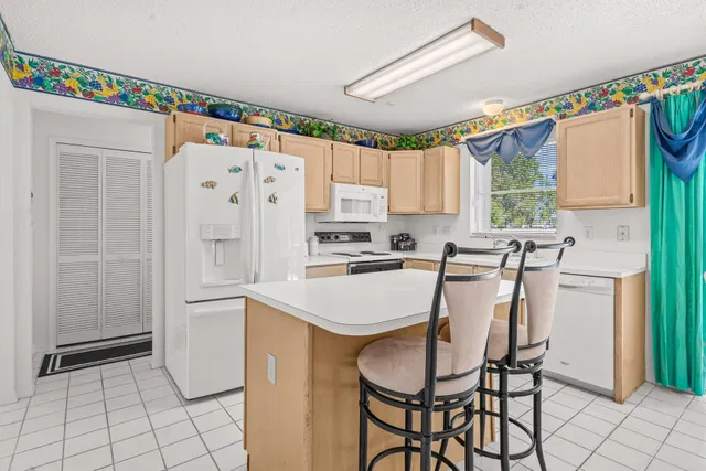 Residence photo 16