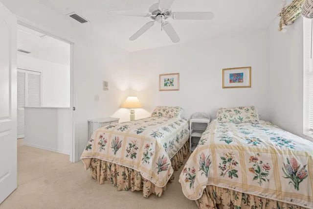Residence photo 22