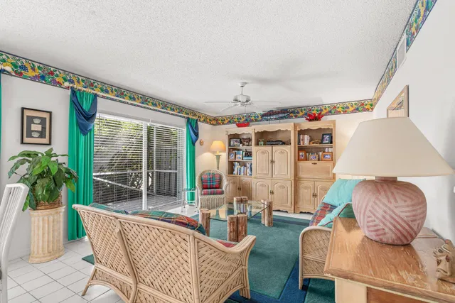Residence photo 31