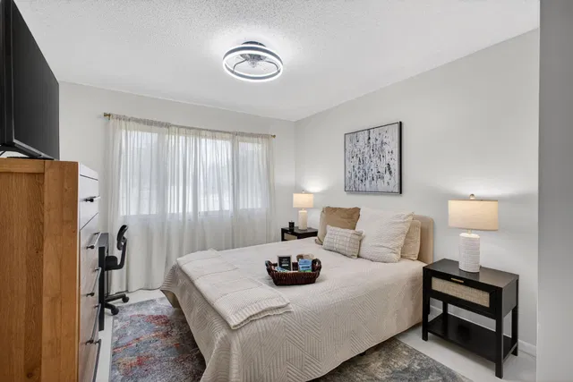 Unit 104 photo 24