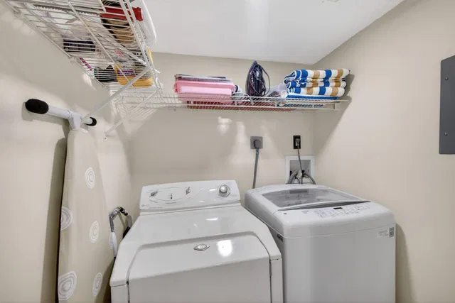 Unit 104 photo 27